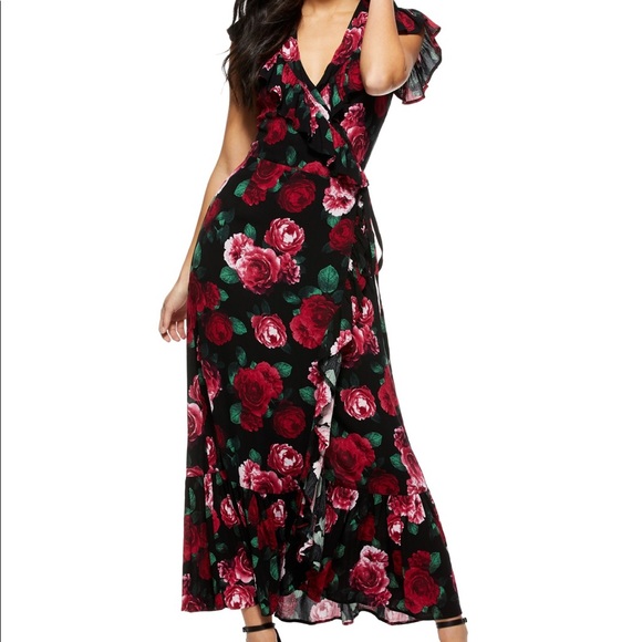 sofia by sofia vergara Dresses & Skirts - Rose Print Flutter Sleeve Maxi Dress